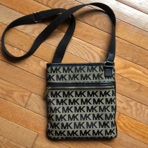 Michael Kors Crossbody